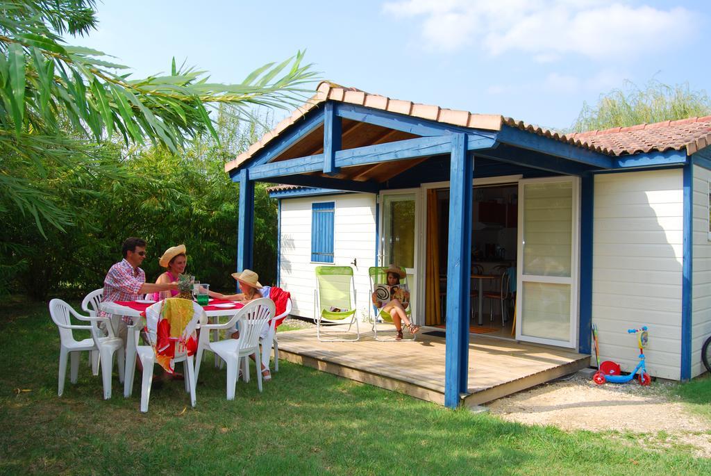 Lagrange Grand Bleu Vacances – Résidence Port Lalande Castelmoron-sur-Lot Exterior foto