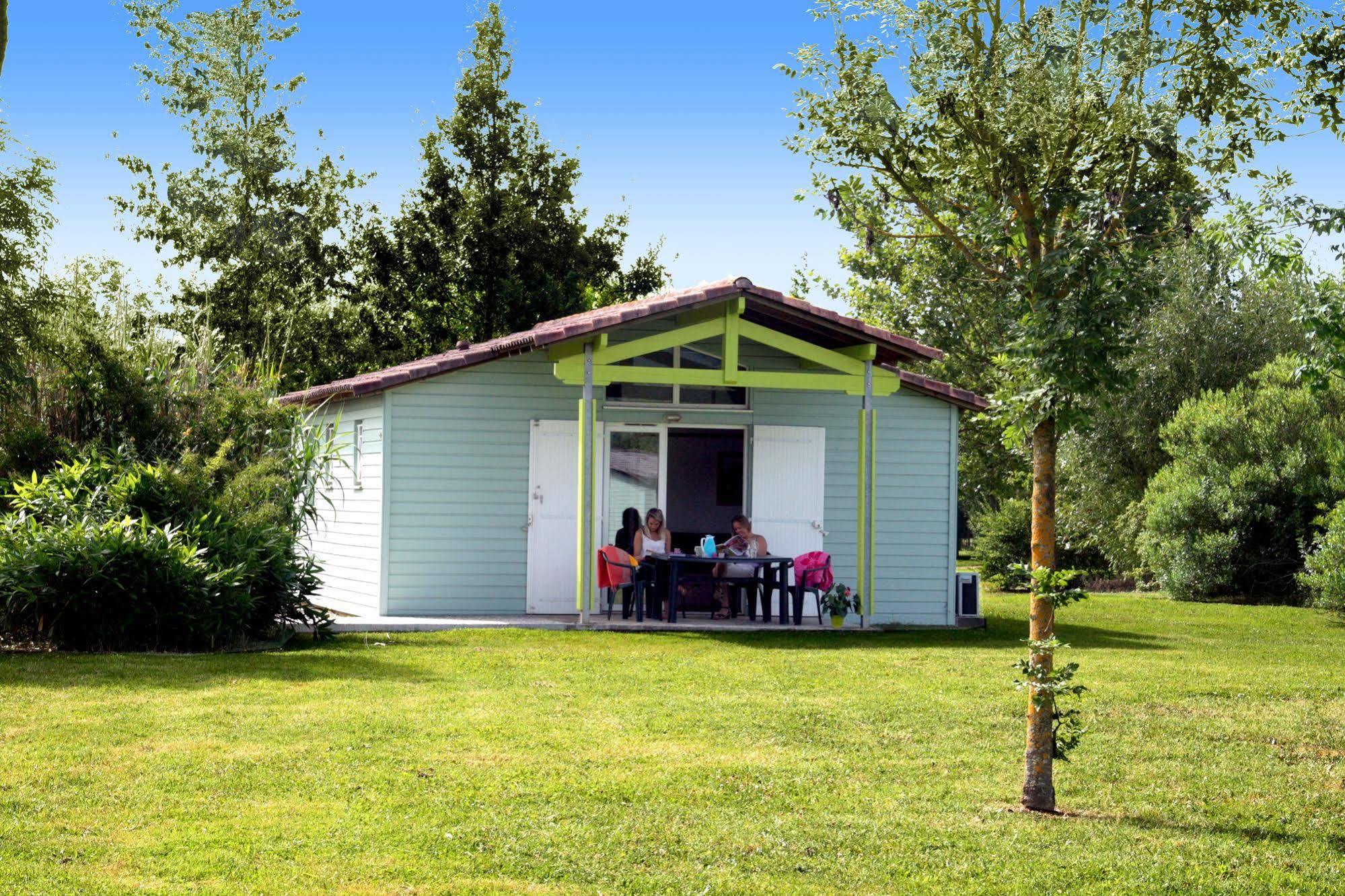 Lagrange Grand Bleu Vacances – Résidence Port Lalande Castelmoron-sur-Lot Exterior foto
