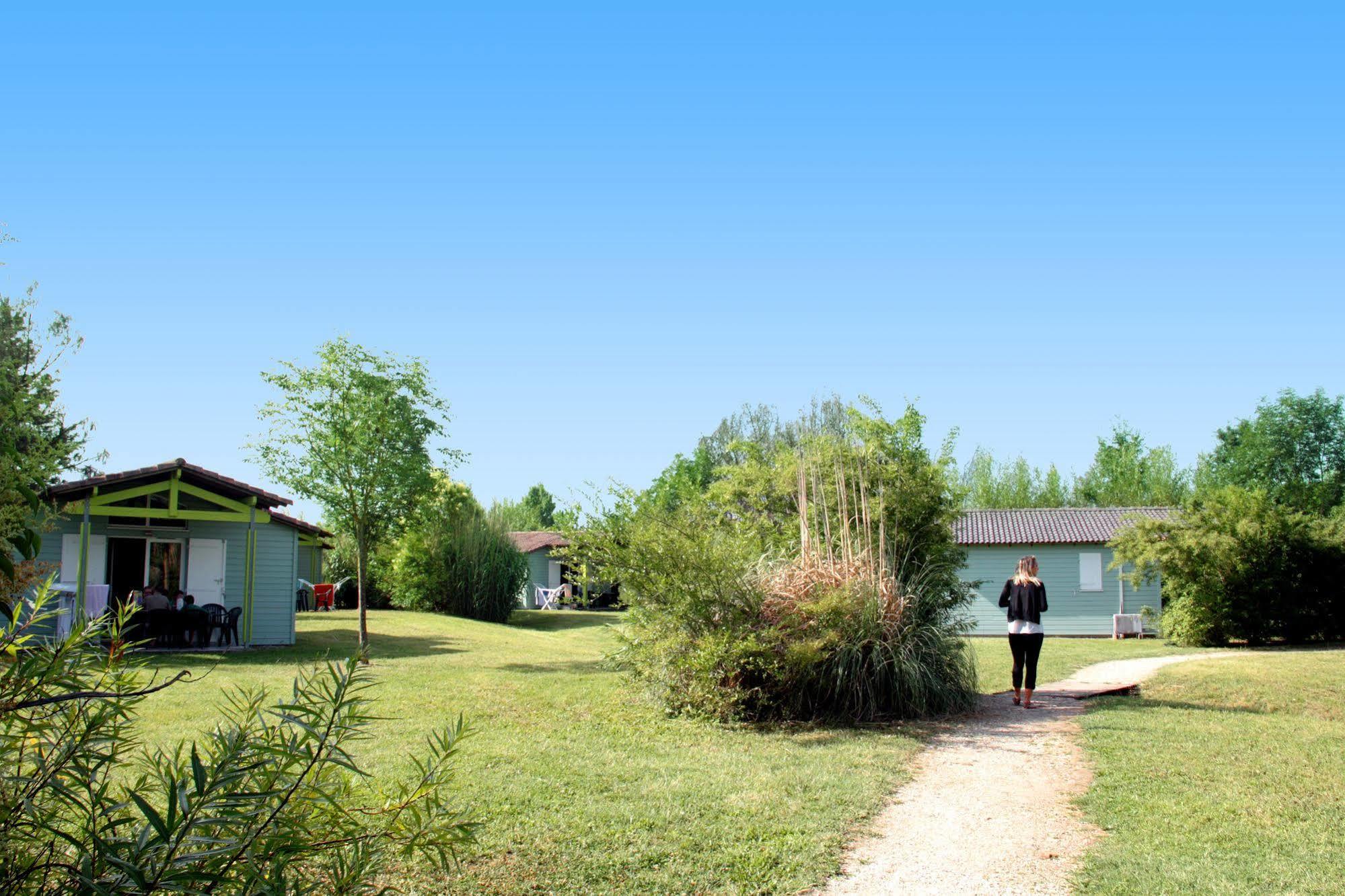 Lagrange Grand Bleu Vacances – Résidence Port Lalande Castelmoron-sur-Lot Exterior foto